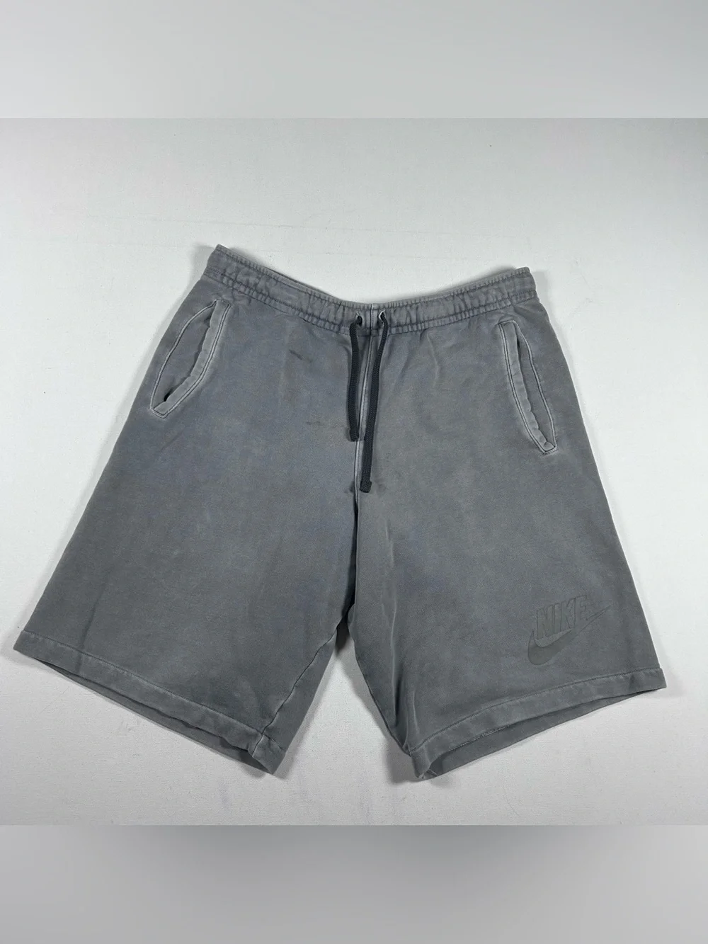 Vintage Nike Sweat Shorts Mens M Waist Gray Marks Noted Grunge 90s faded Stretch